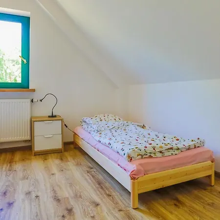 Вилла Domki Caloroczne Nowy Harsz Pozezdrze